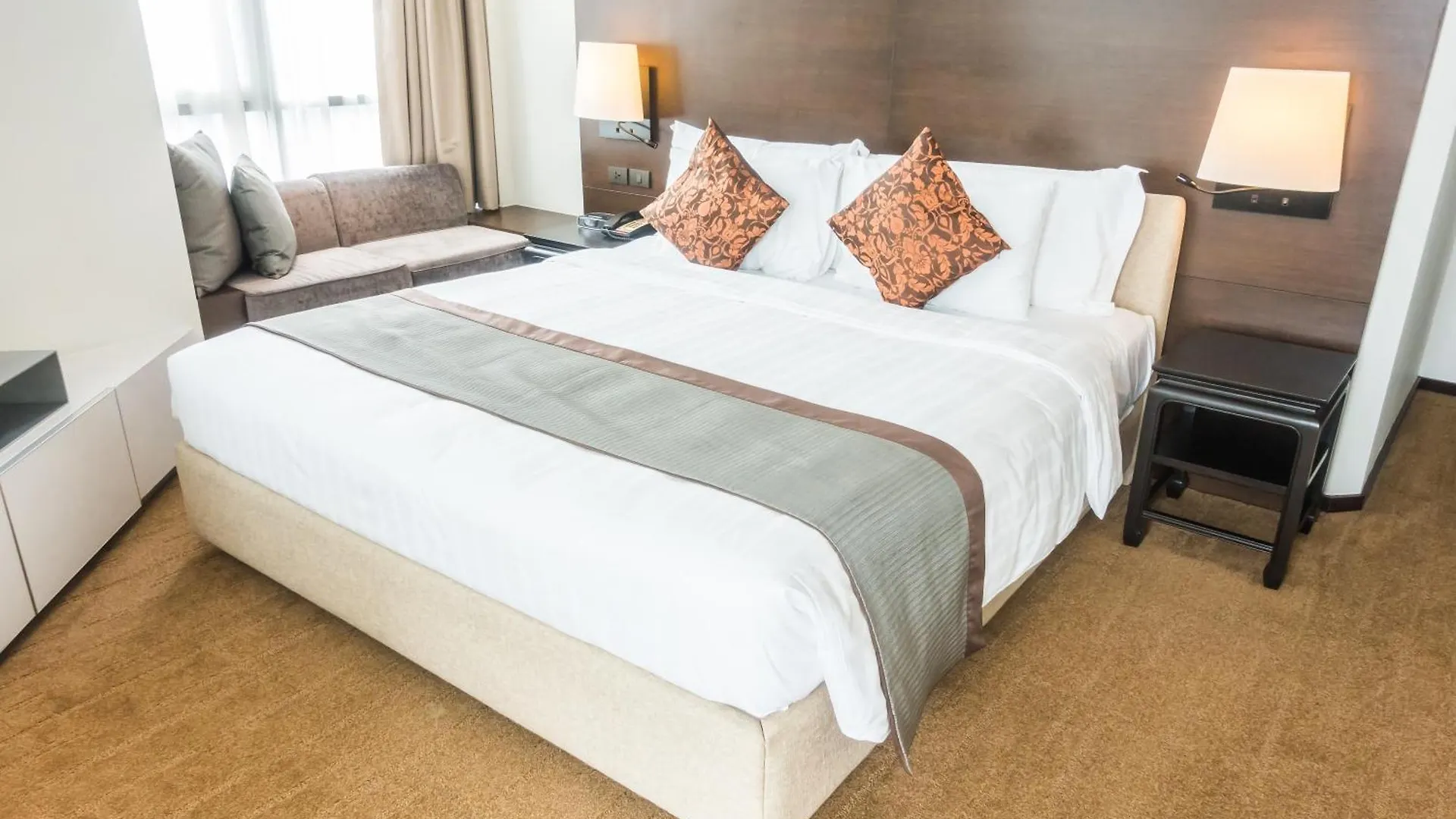 Hotel Grand Villa Near New Delhi Airport